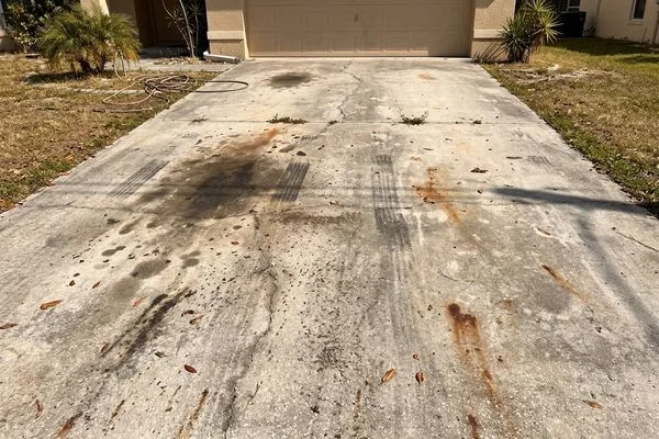 Driveway & Concrete Cleaning project example 1 in Cape Coral